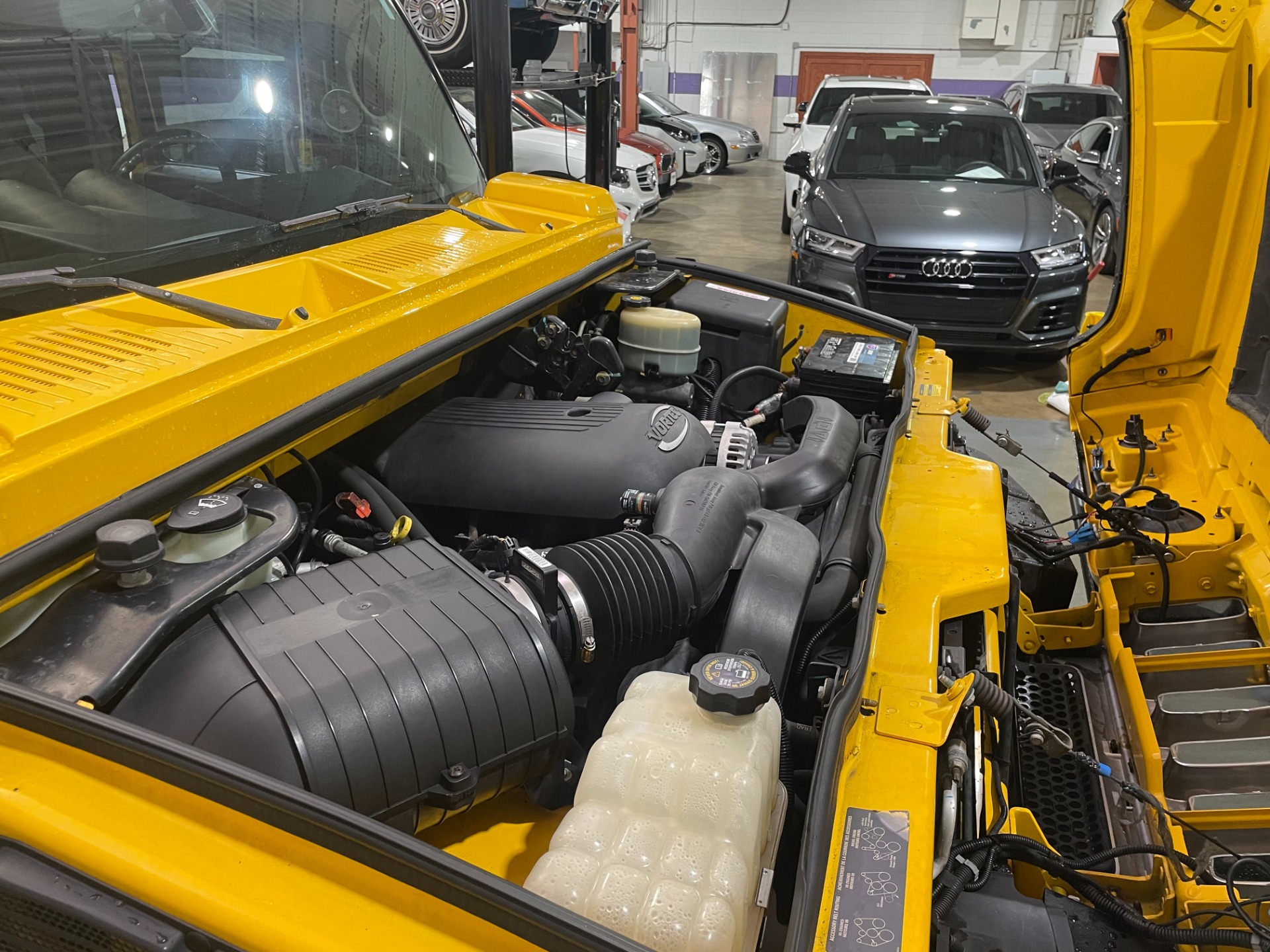 Used-2003-HUMMER-H2-4WD