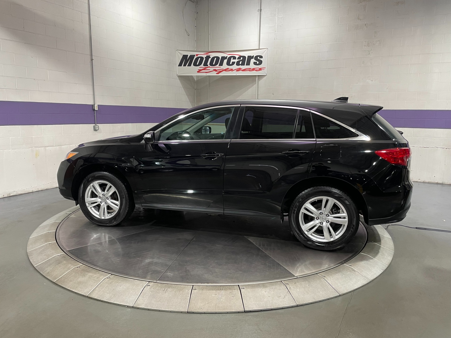 Used-2014-Acura-RDX-AWD