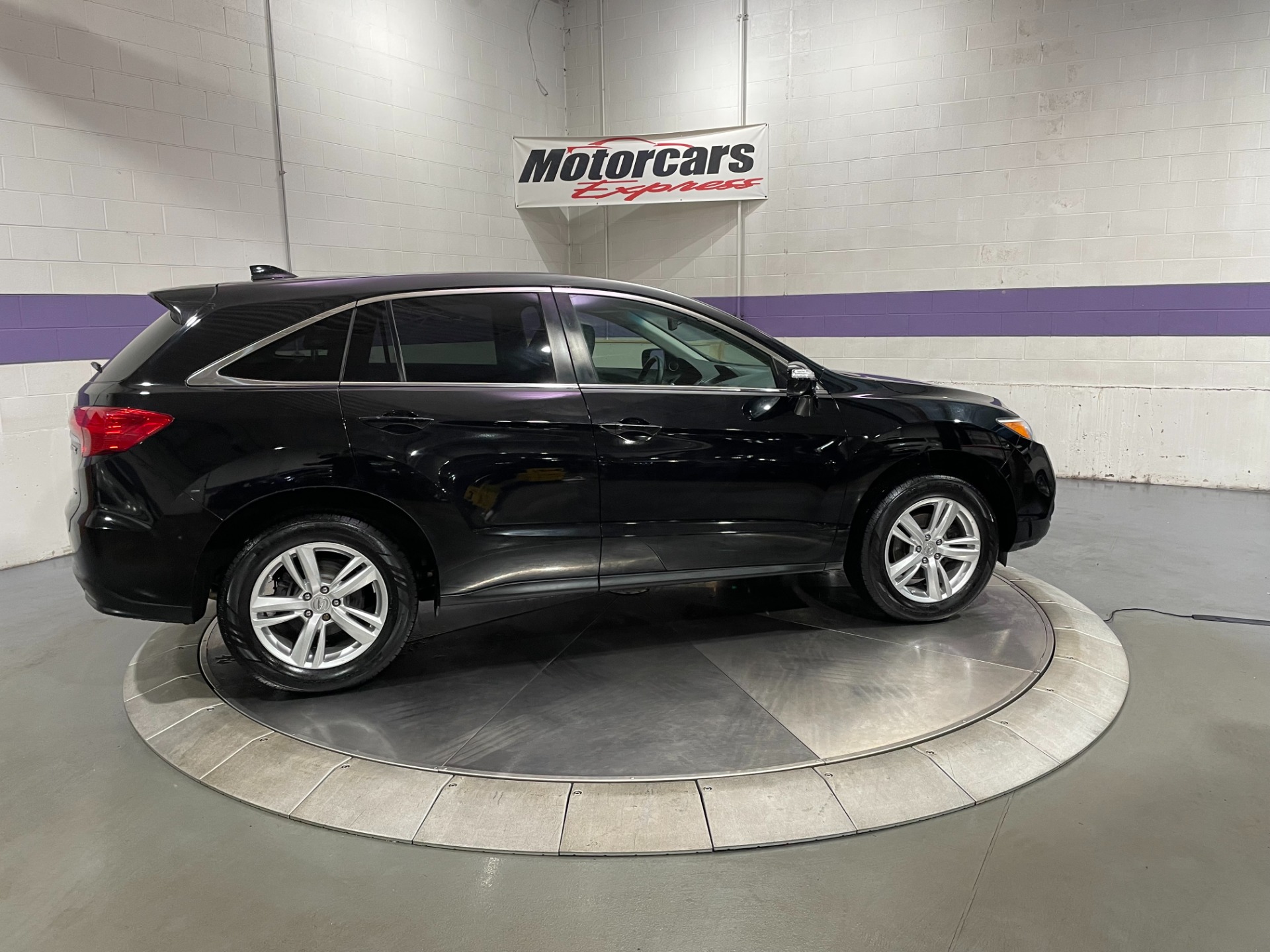Used-2014-Acura-RDX-AWD