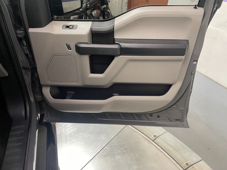 Used-2018-Ford-F-150--super-crew-STX-4X4