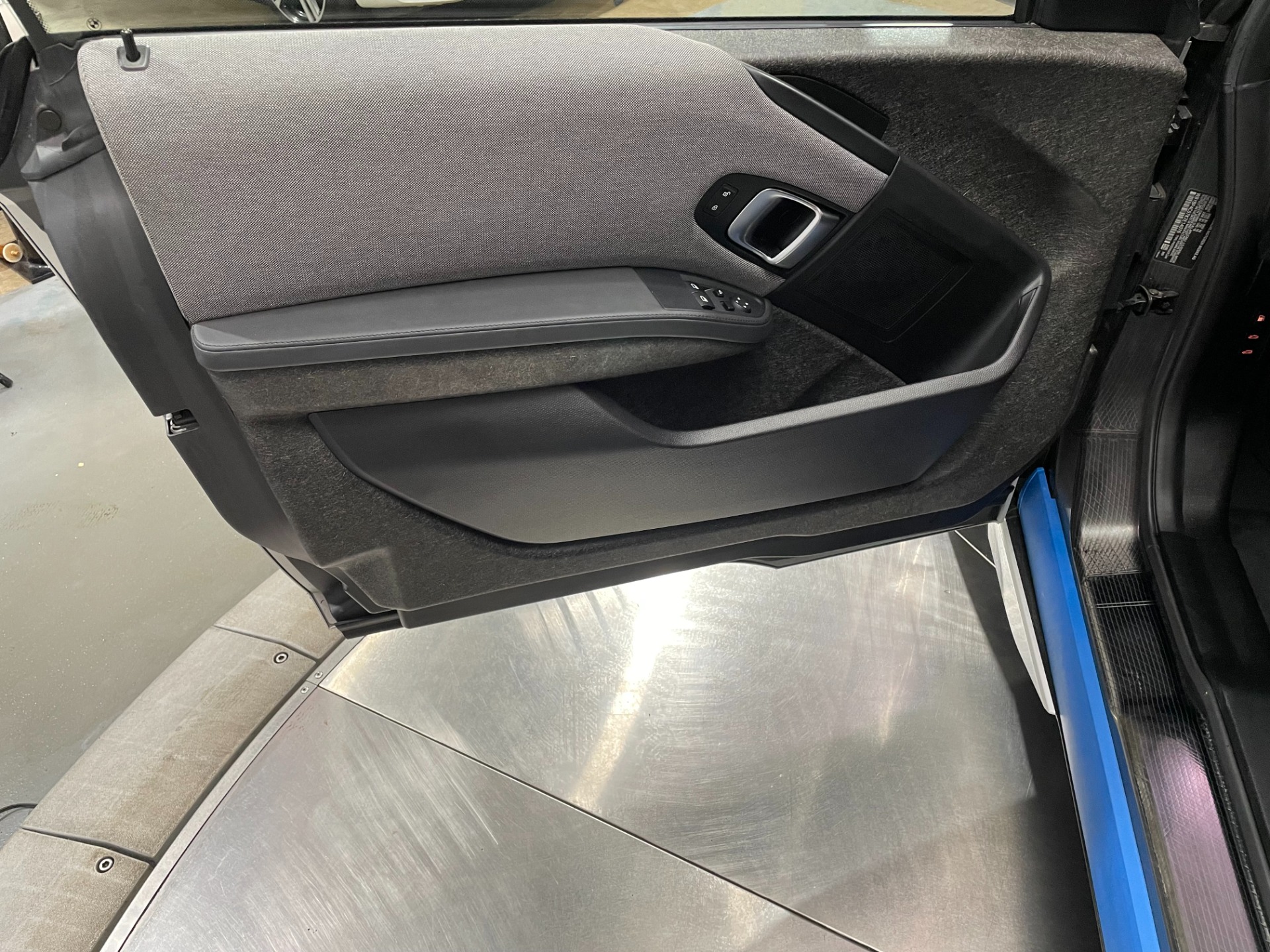 Used-2019-BMW-i3-W/-Range-DEKA-WORLD-Extender-RWD
