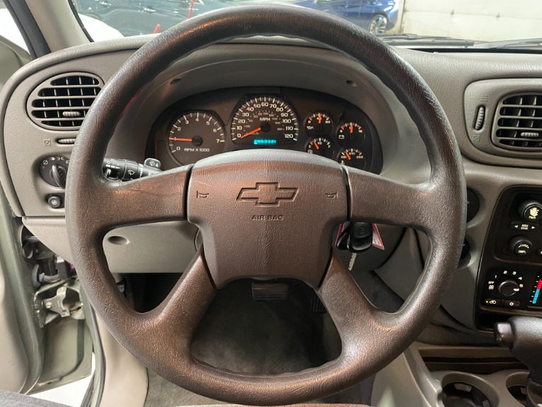 Used-2004-Chevrolet-TrailBlazer-LS-4WD