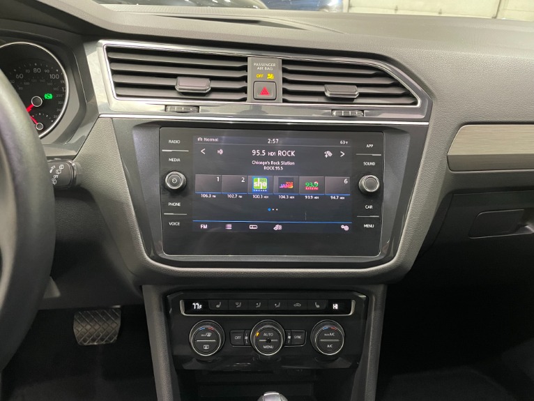 Used-2019-Volkswagen-Tiguan-20T-SE-4Motion