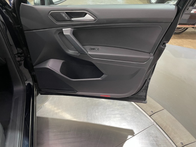 Used-2019-Volkswagen-Tiguan-20T-SE-4Motion