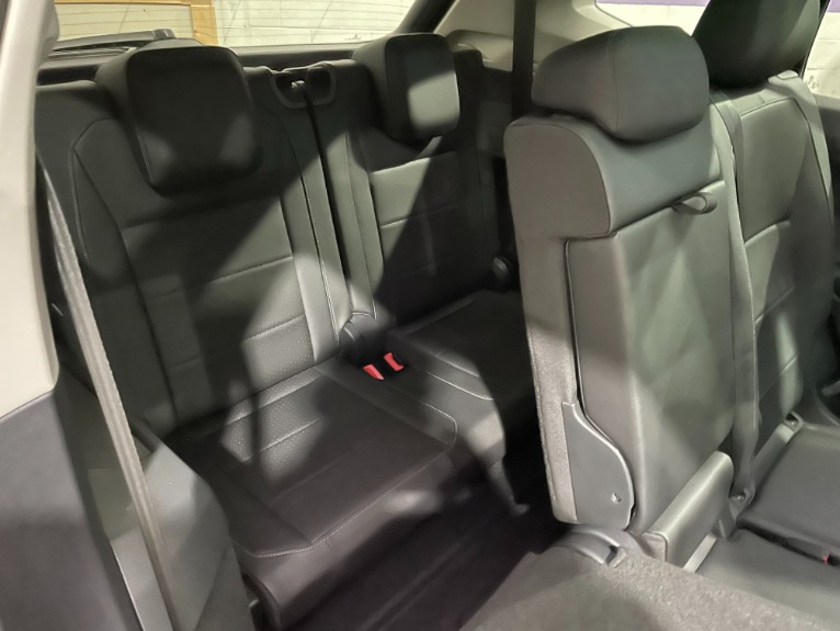 Used-2019-Volkswagen-Tiguan-20T-SE-4Motion