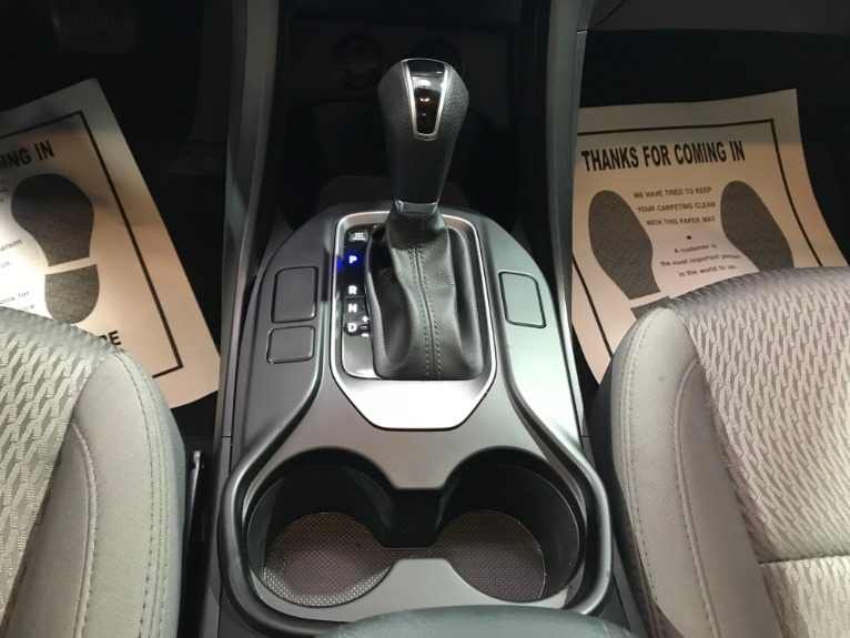 Used-2015-Hyundai-Santa-Fe-Sport-24L