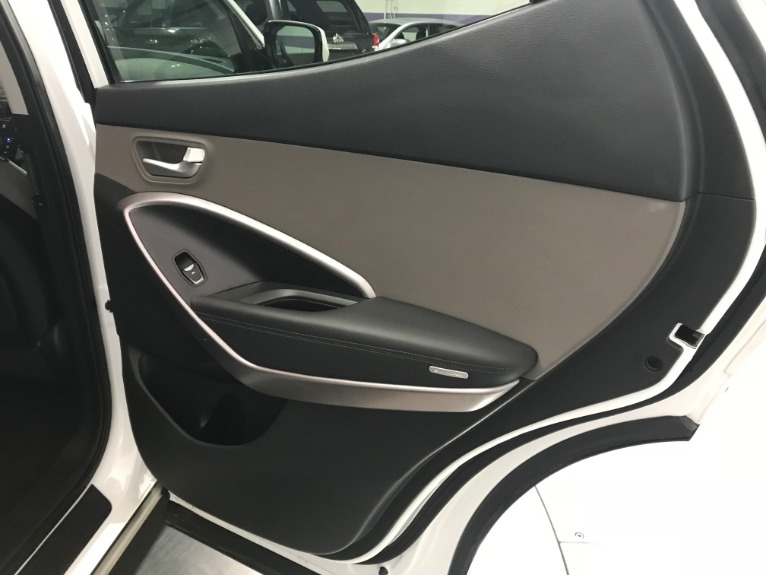 Used-2015-Hyundai-Santa-Fe-Sport-24L