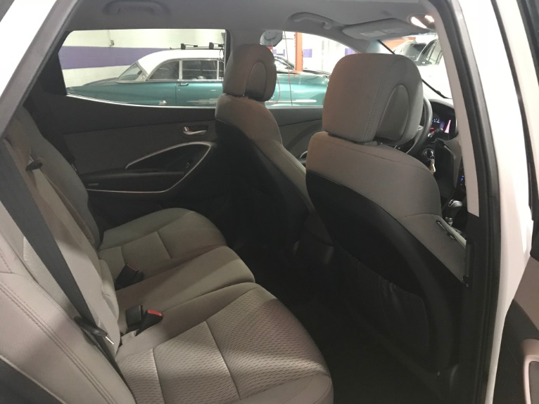 Used-2015-Hyundai-Santa-Fe-Sport-24L