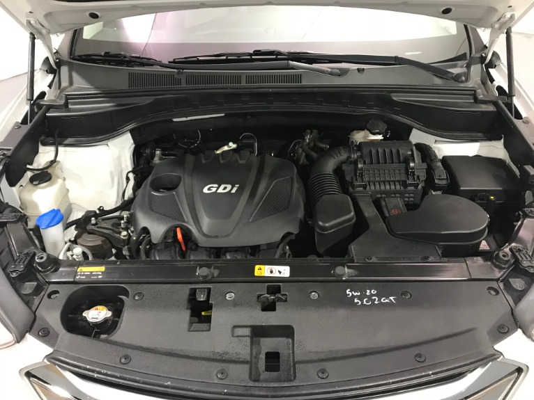 Used-2015-Hyundai-Santa-Fe-Sport-24L