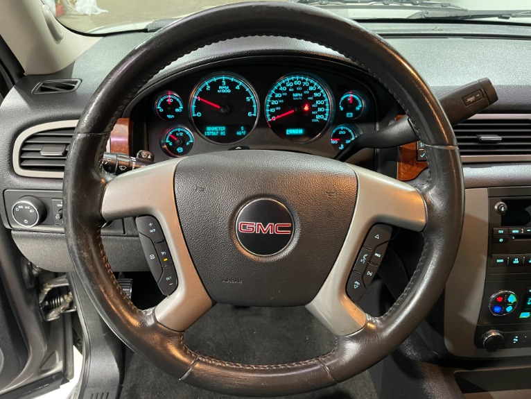 Used-2012-GMC-Yukon-SLT-4X4