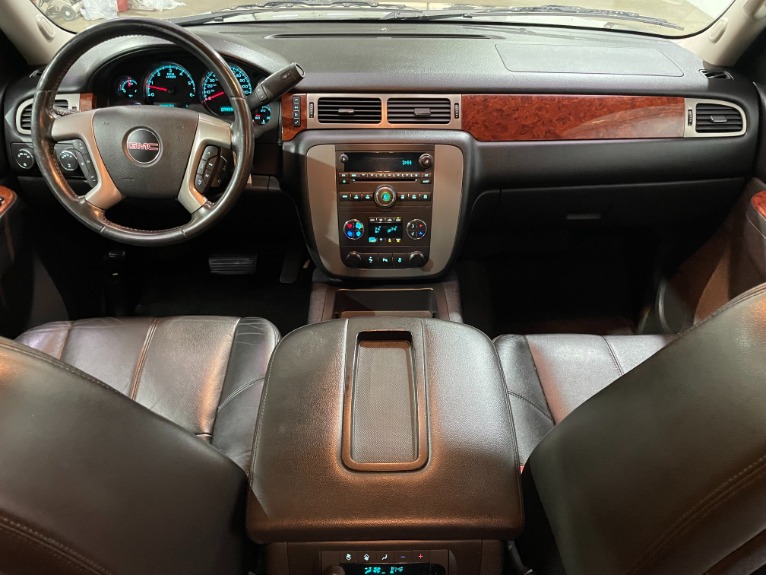 Used-2012-GMC-Yukon-SLT-4X4
