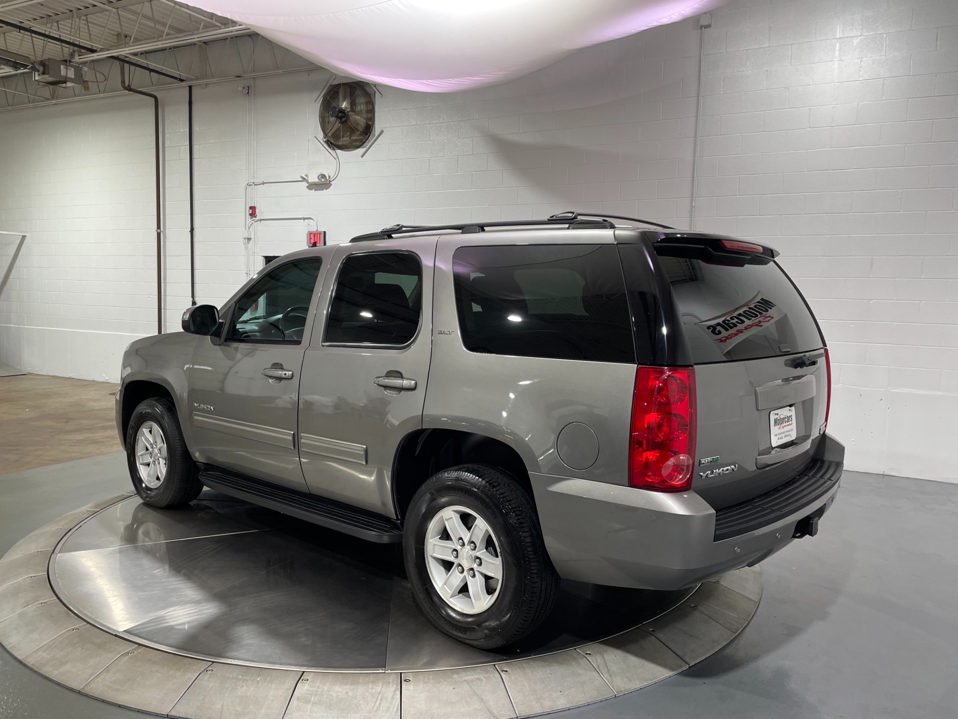 Used-2012-GMC-Yukon-SLT-4X4