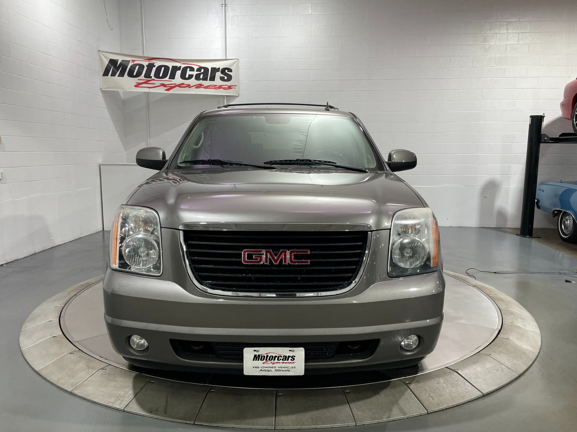 Used-2012-GMC-Yukon-SLT-4X4