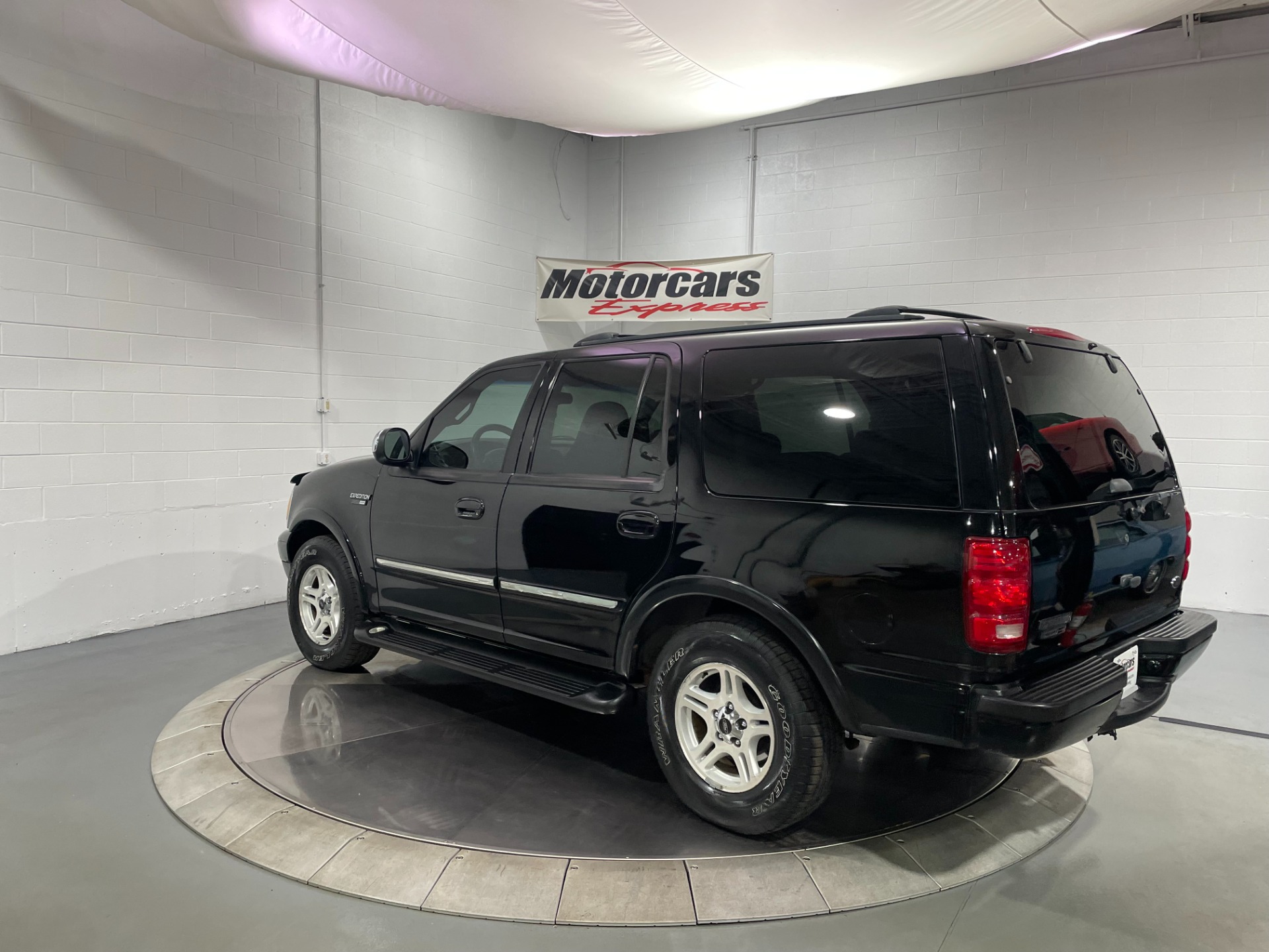 2002 Ford Expedition XLT RWD Stock MCE1246 for sale near Alsip, IL