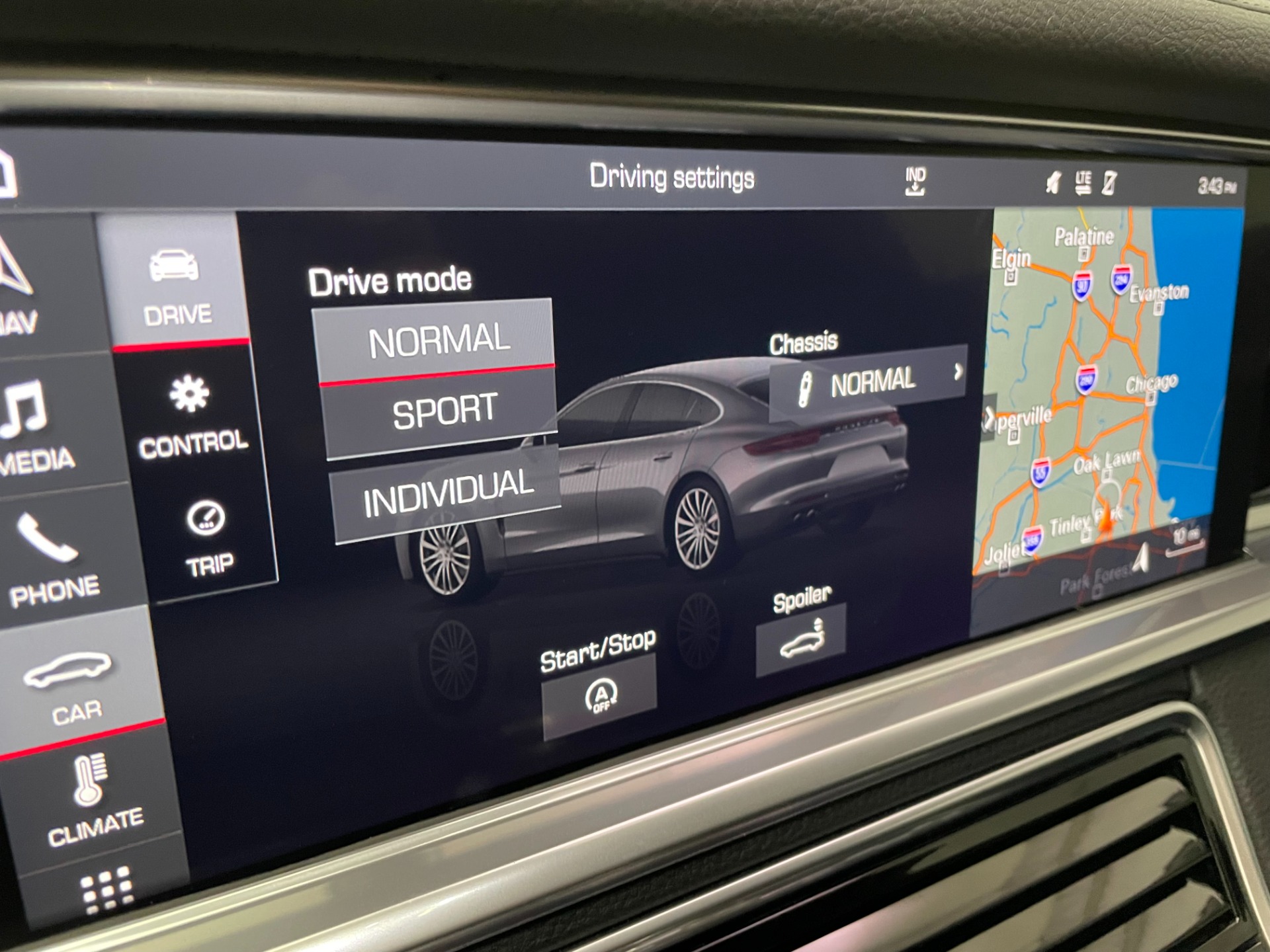 Used-2018-Porsche-Panamera-4-AWD