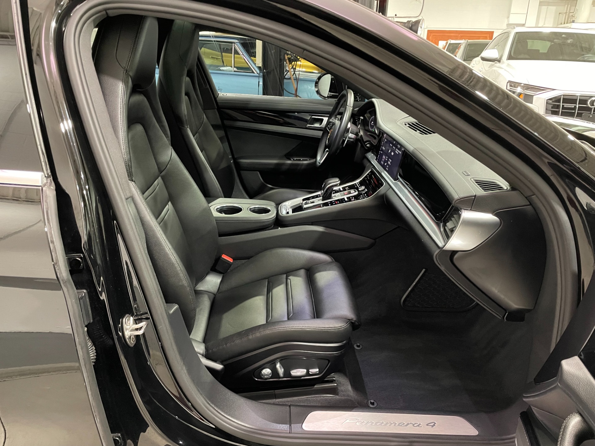 Used-2018-Porsche-Panamera-4-AWD