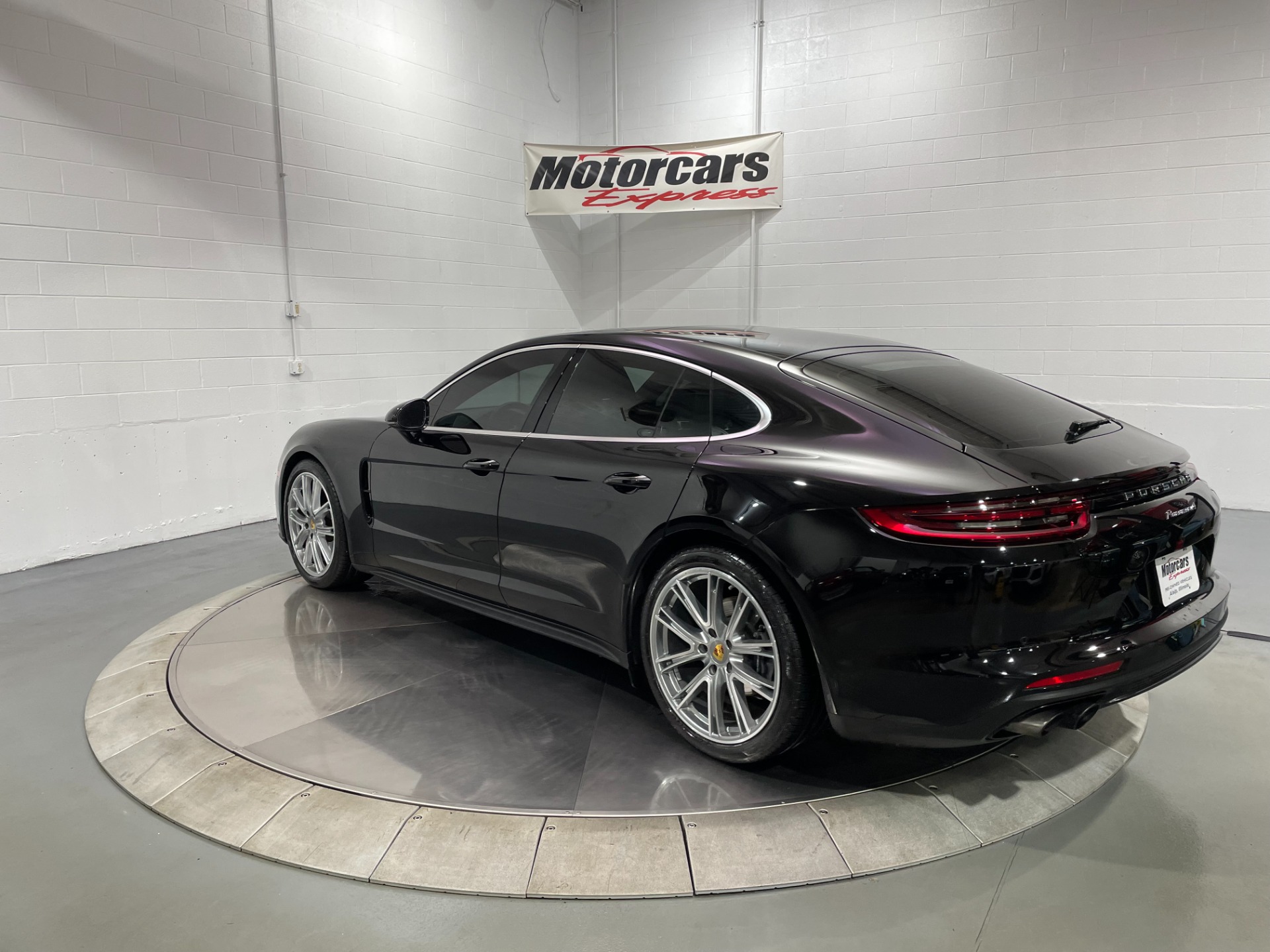 Used-2018-Porsche-Panamera-4-AWD