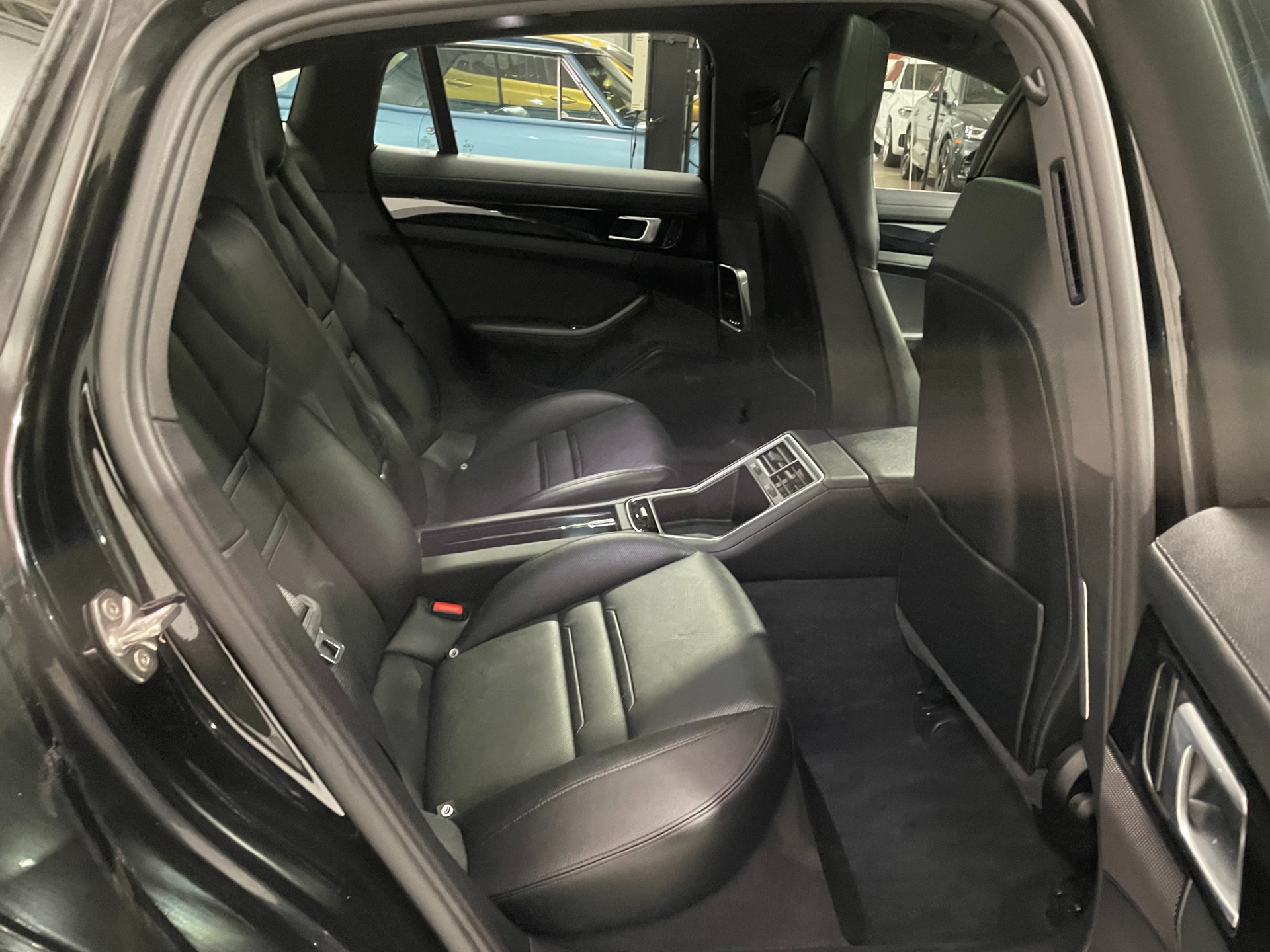 Used-2018-Porsche-Panamera-4-AWD