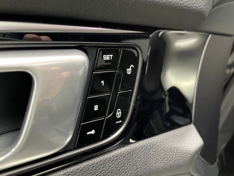 Used-2018-Porsche-Panamera-4