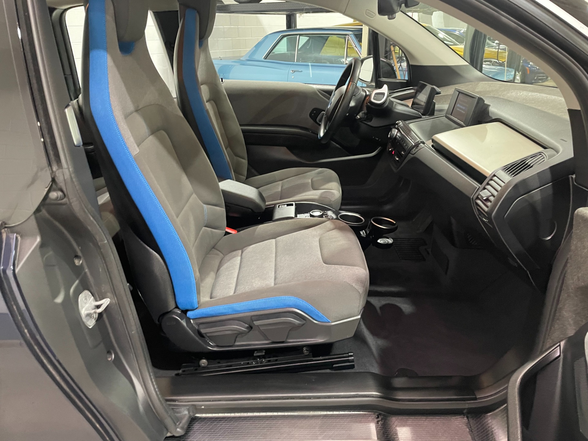 Used-2019-BMW-i3-Deka-world--Range-Extender