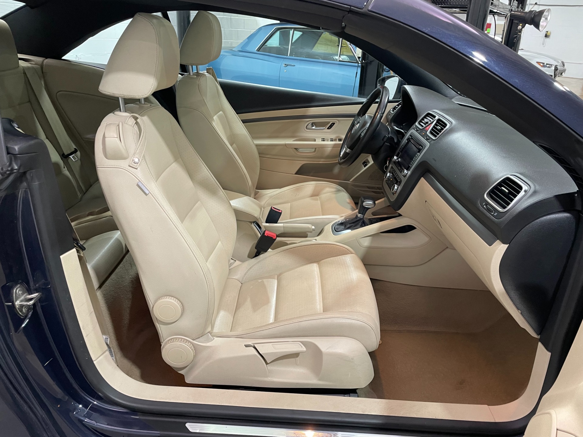 Used-2011-Volkswagen-Eos-Convertible-Komfort-SULEV-FWD