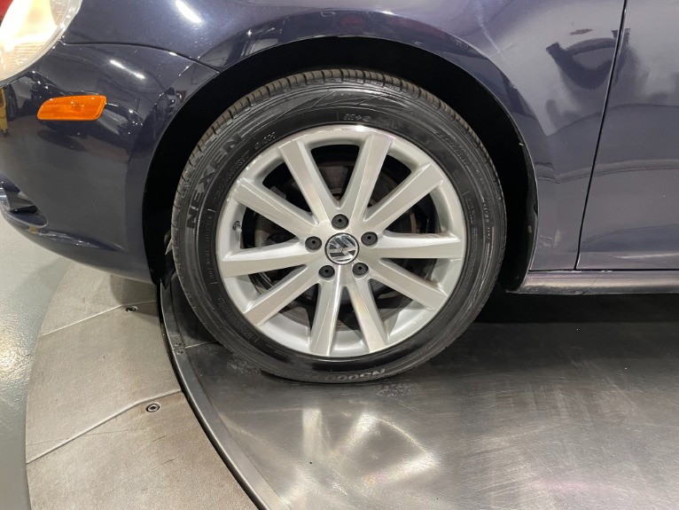 Used-2011-Volkswagen-Eos-Convertible-Komfort-SULEV-FWD