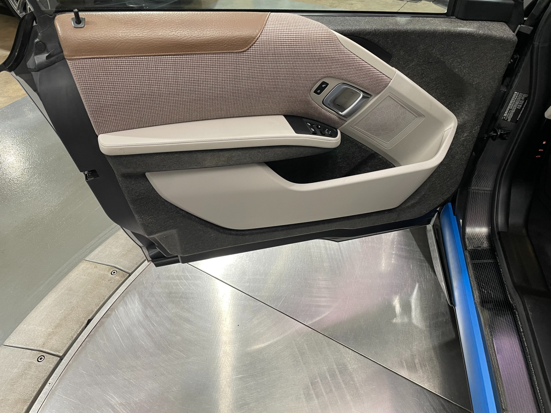 Used-2019-BMW-i3-W/-Range-Extender-s-RWD