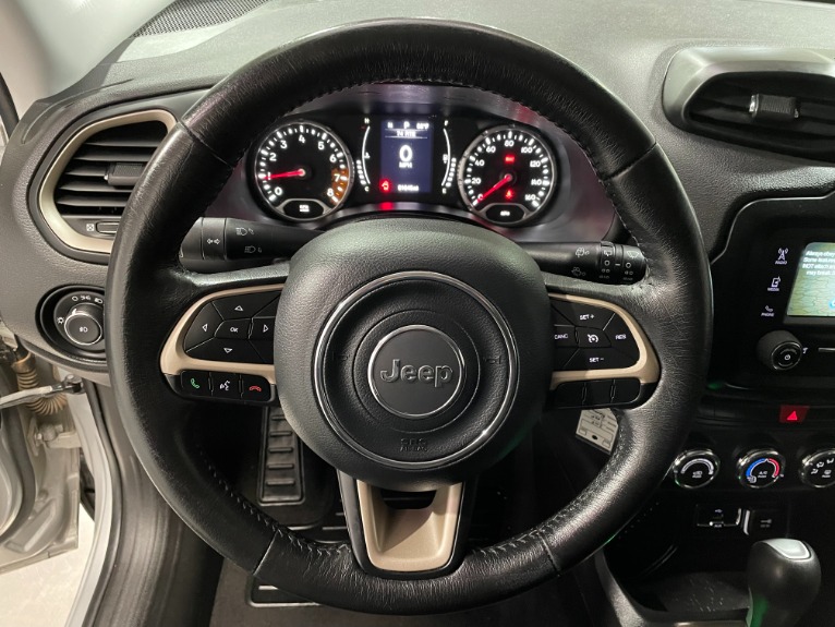 Used-2015-Jeep-Renegade-Latitude-FWD