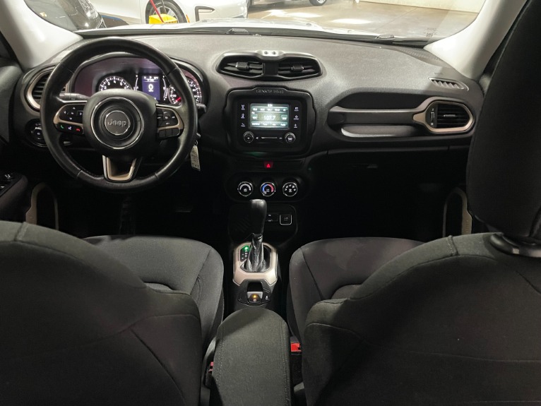 Used-2015-Jeep-Renegade-Latitude-FWD