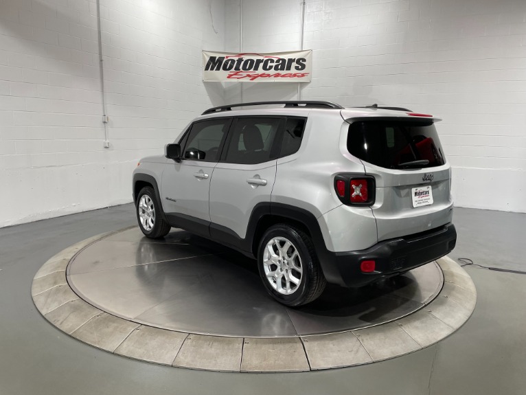Used-2015-Jeep-Renegade-Latitude-FWD