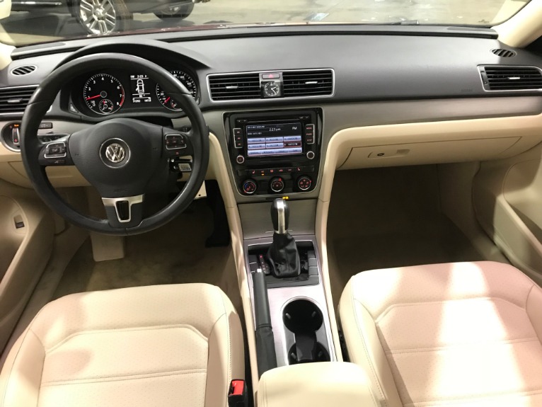 Used-2015-Volkswagen-Passat-18T-SE