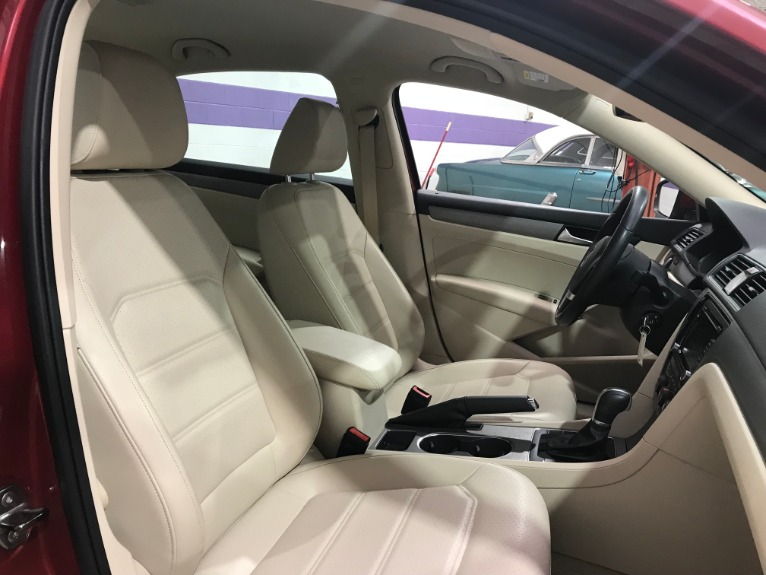 Used-2015-Volkswagen-Passat-18T-SE