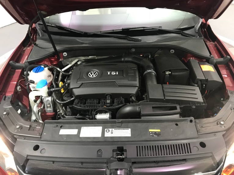 Used-2015-Volkswagen-Passat-18T-SE