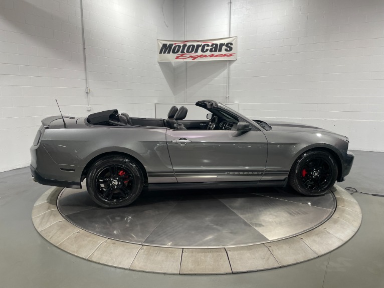 Used-2010-Ford-Mustang-V6-Convertible-RWD