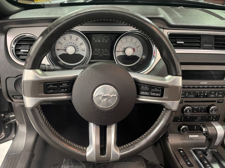 Used-2010-Ford-Mustang-V6-Convertible-RWD