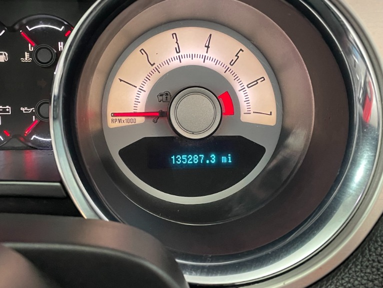 Used-2010-Ford-Mustang-V6-Convertible-RWD