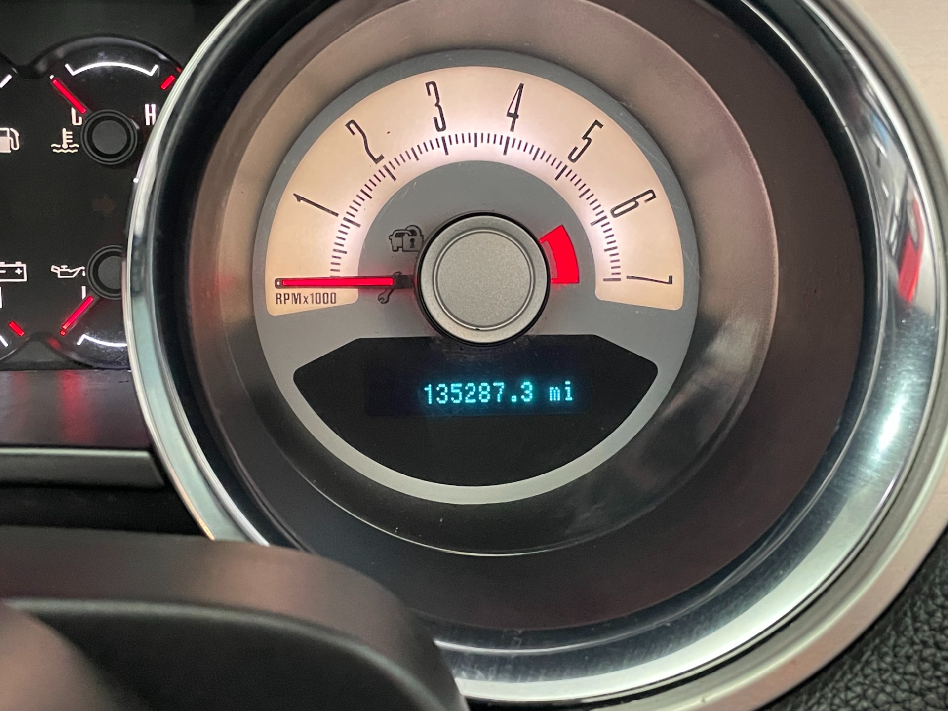 Used-2010-Ford-Mustang-V6-Convertible-RWD