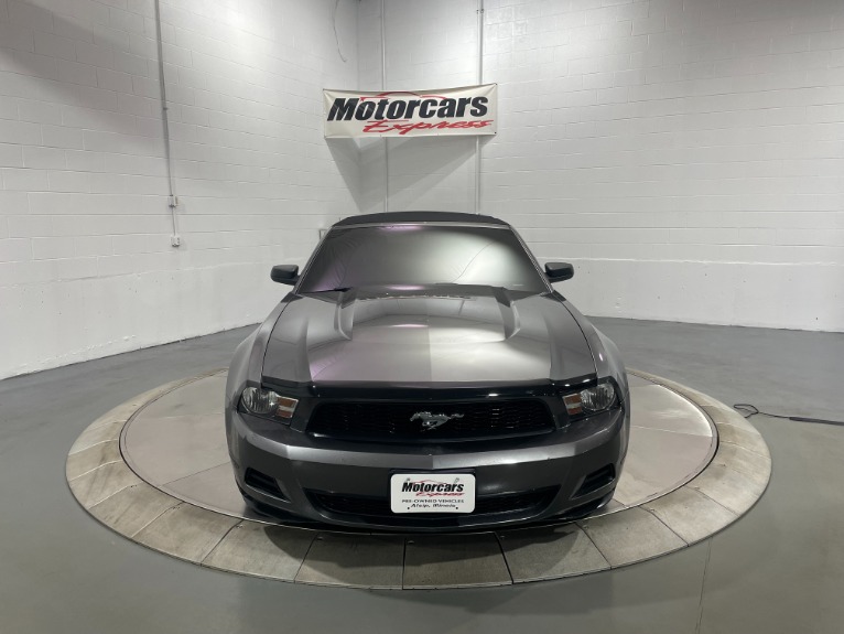 Used-2010-Ford-Mustang-V6-Convertible-RWD