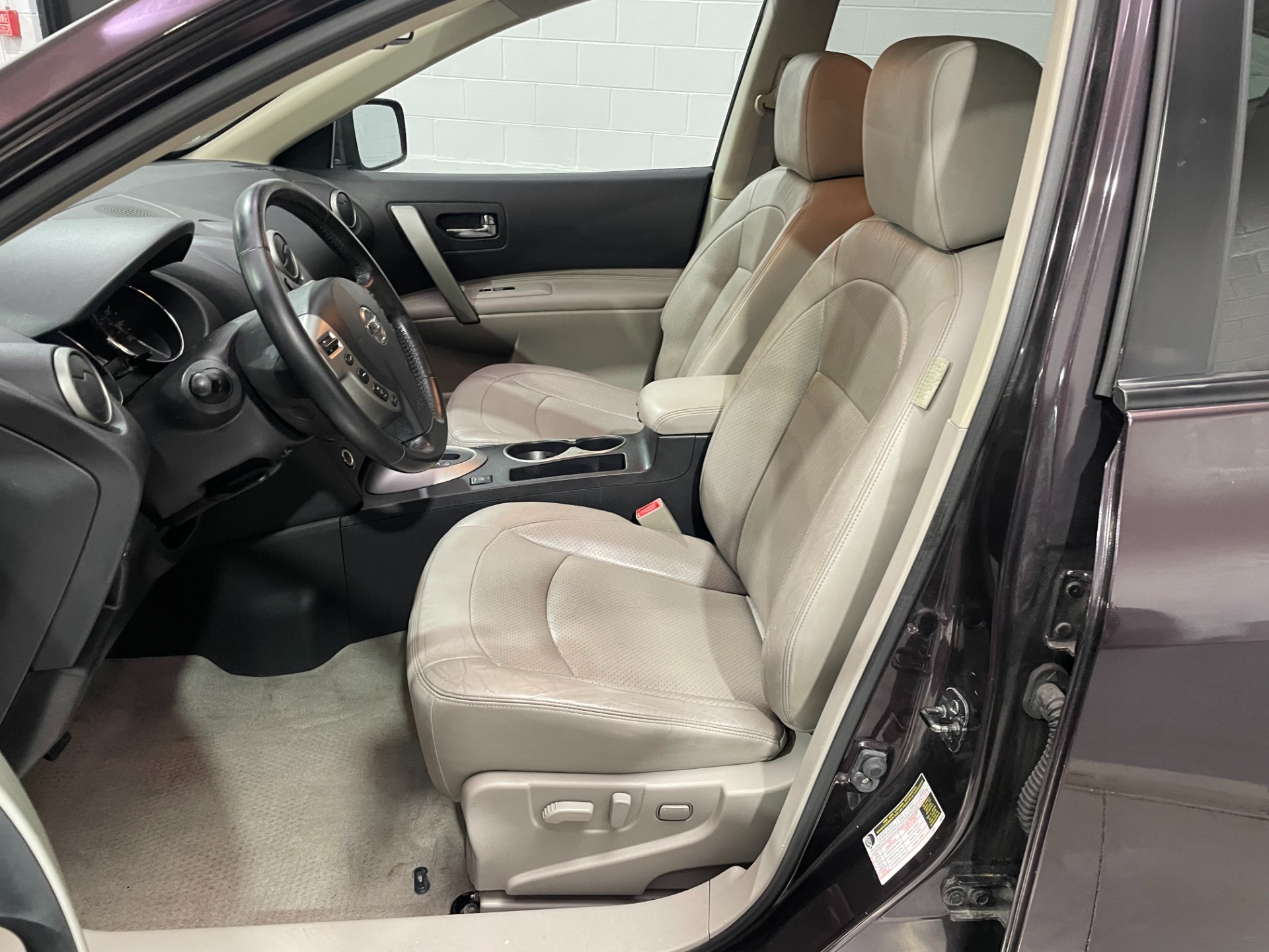 Used-2011-Nissan-Rogue-SL-AWD