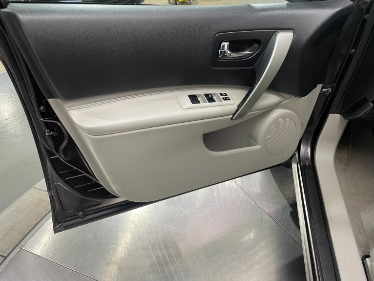 Used-2011-Nissan-Rogue-SL-AWD