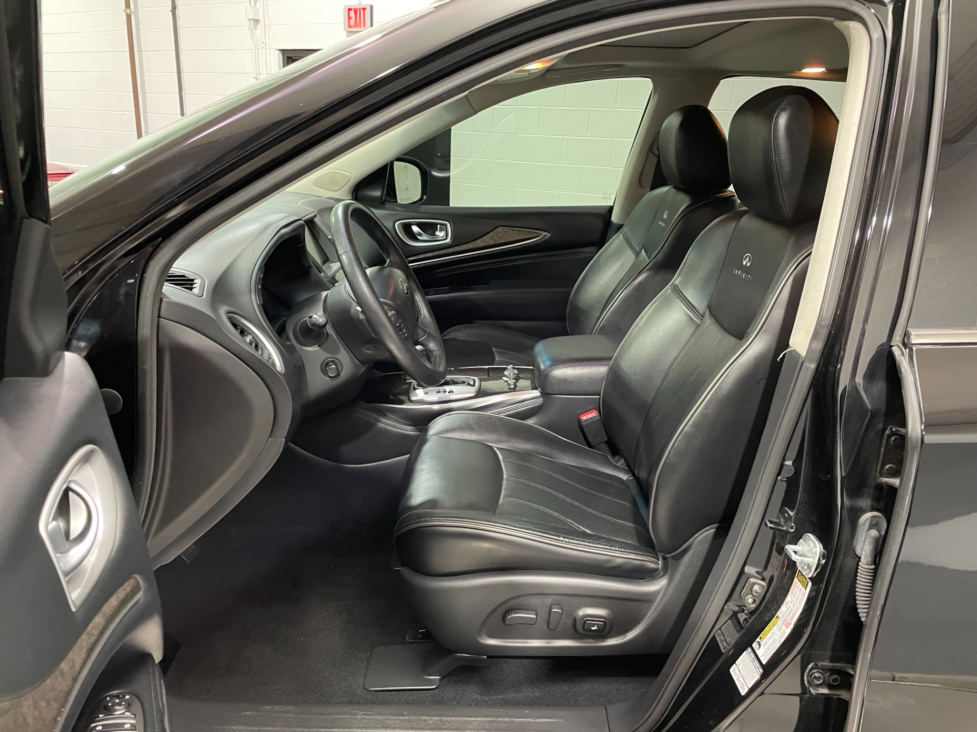 Used-2014-INFINITI-QX60-AWD