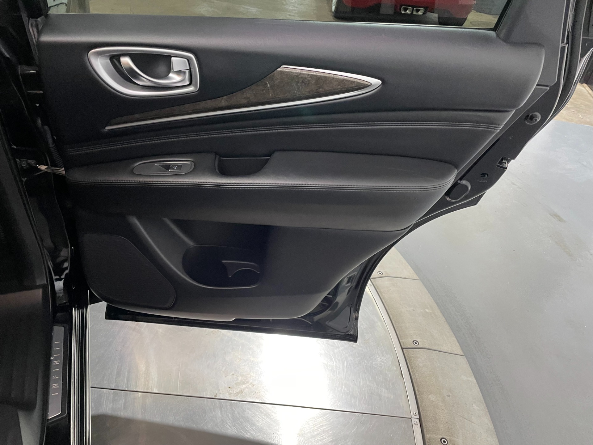Used-2014-INFINITI-QX60-AWD