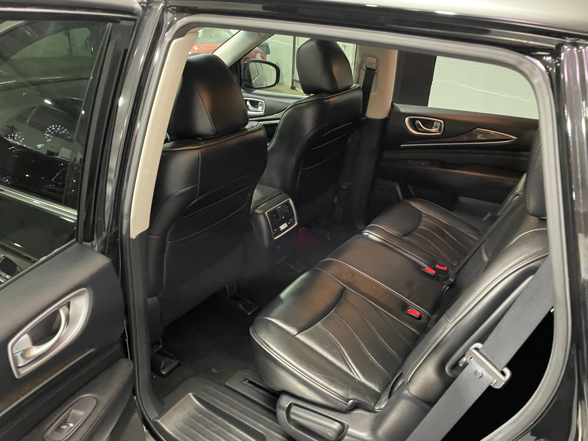 Used-2014-INFINITI-QX60-AWD