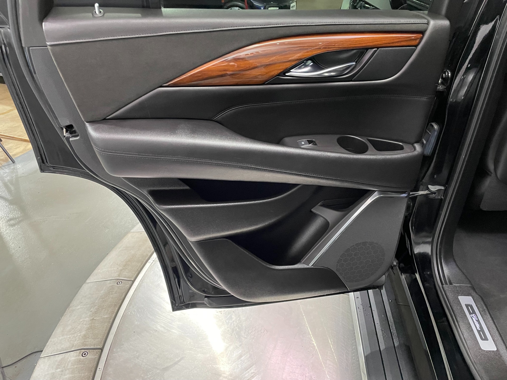 Used-2016-Cadillac-Escalade-Premium-Collection-4X4