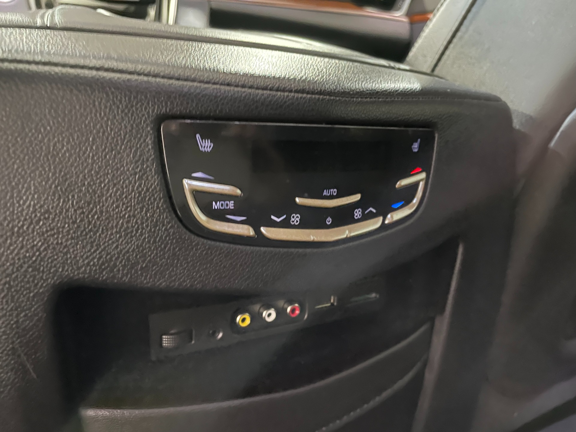 Used-2016-Cadillac-Escalade-Premium-Collection-4X4