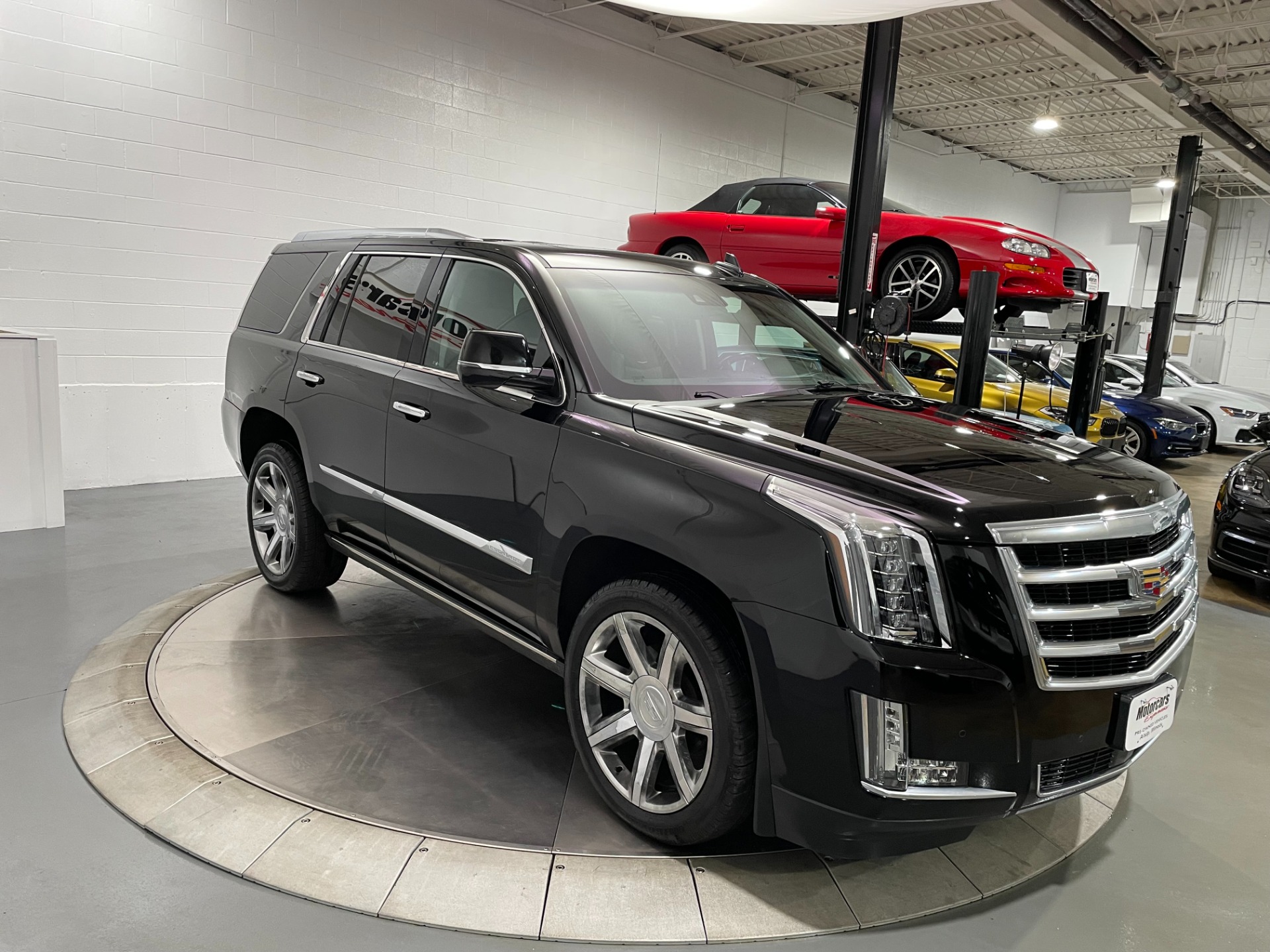 Used-2016-Cadillac-Escalade-Premium-Collection-4X4