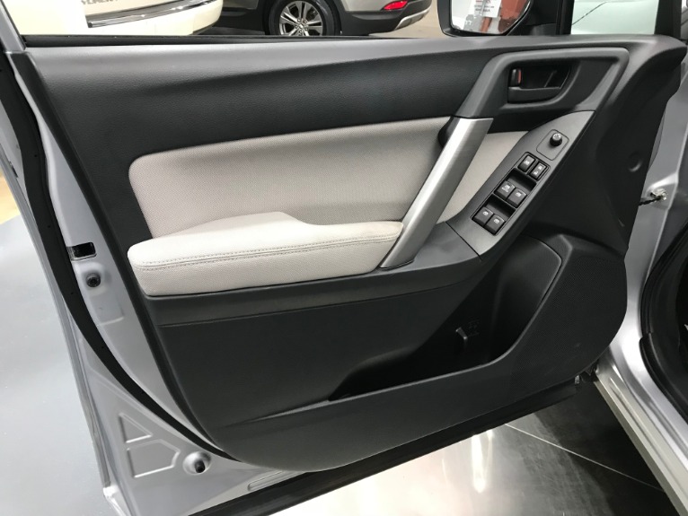 Used-2015-Subaru-Forester-25i-Premium