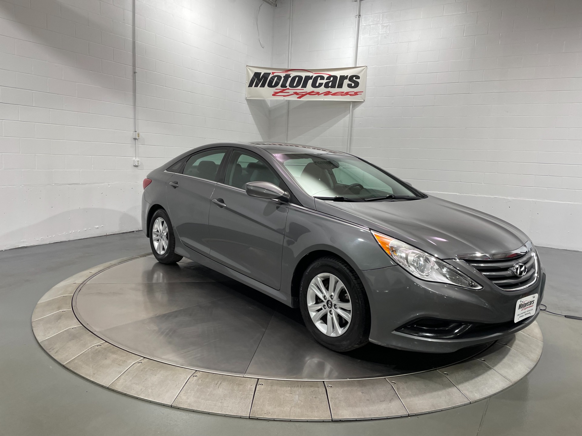 Used-2014-Hyundai-Sonata-GLS-FWD
