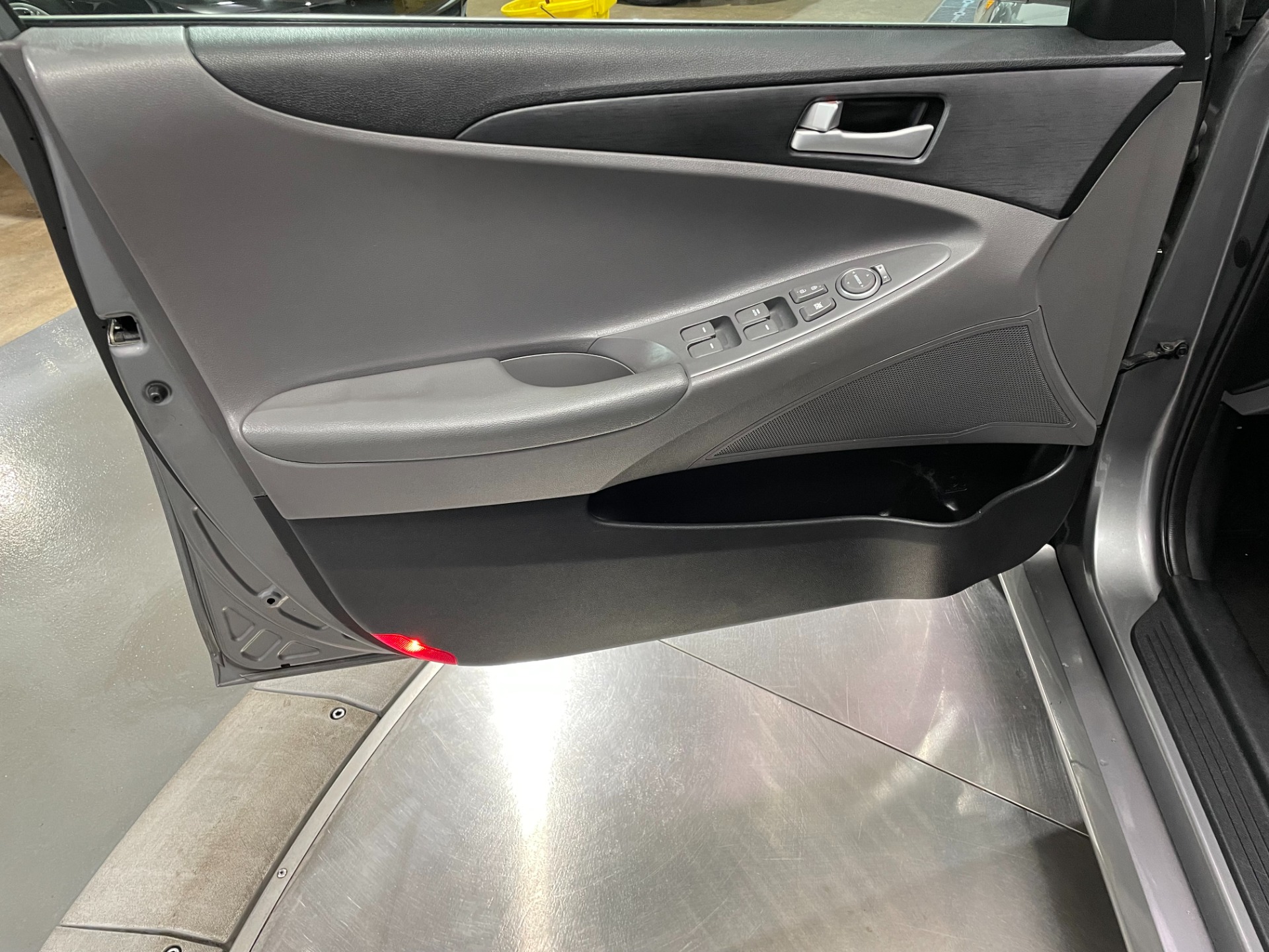 Used-2014-Hyundai-Sonata-GLS-FWD