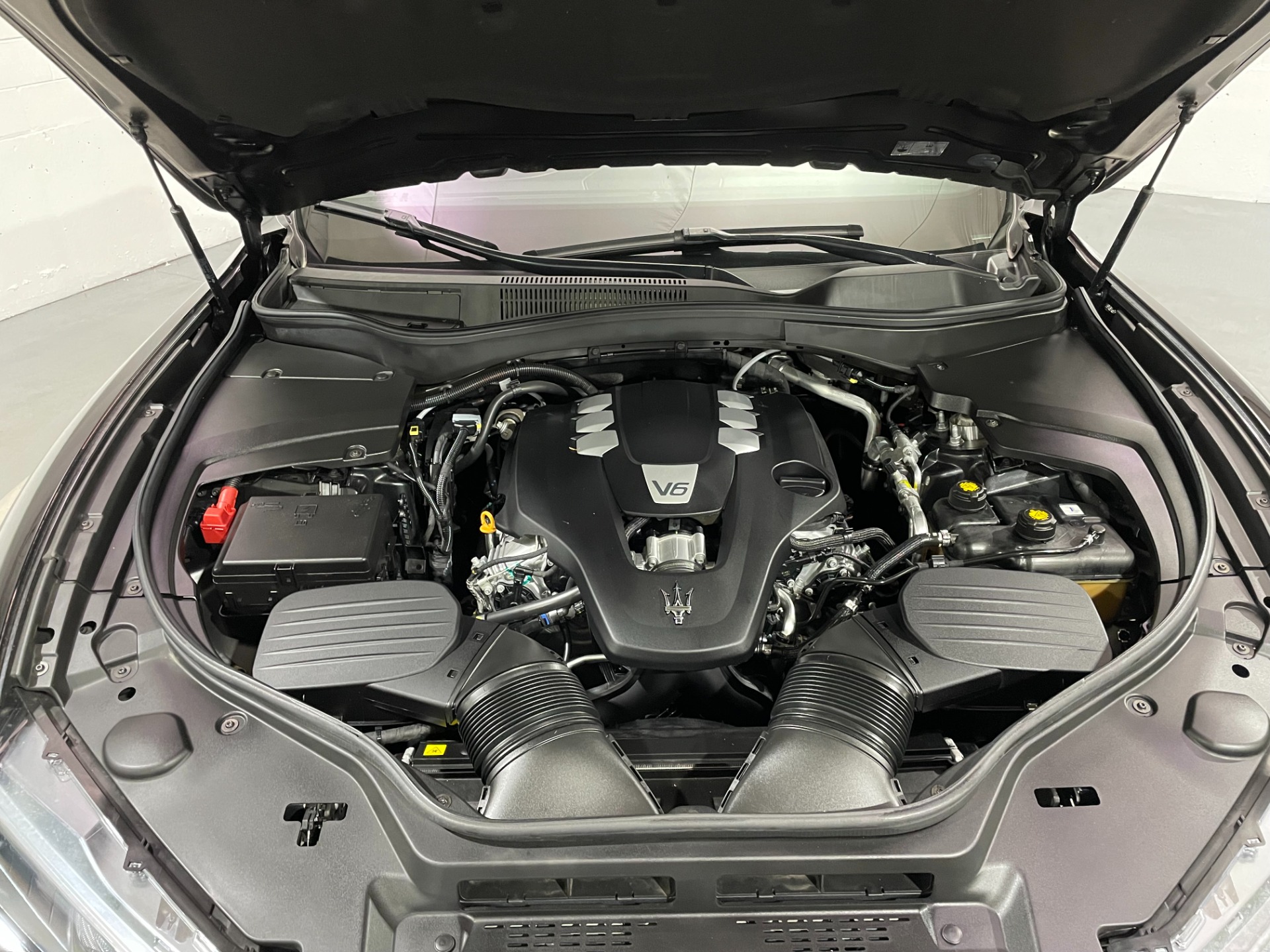 Used-2018-Maserati-Levante-GranSport-AWD